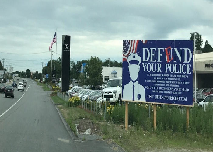 Defend Your Police Sign on Route 9 in Northborough, MA